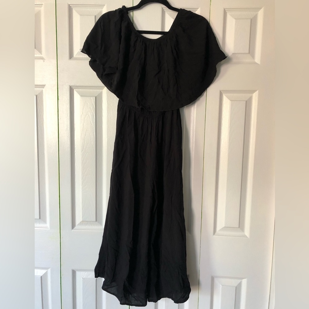 Light, versatile black jumpsuit